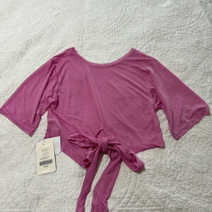 Fabletics Women's Ryan Short-Sleeve Tie Up Tee Misty Lilac Medium NWT